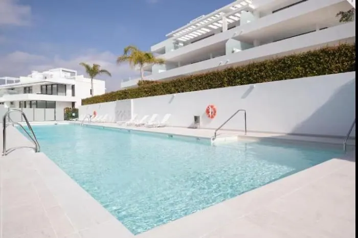 Cataleya Penthouse - Ideal For Golf Enthusiasts Estepona Lejlighed