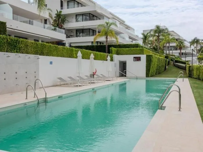 Cataleya Penthouse - Ideal For Golf Enthusiasts Estepona Lejlighed